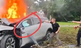 成都女司机爆料视频,揭露惊人真相！