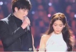 娱乐圈爆料配图网红女,娱乐圈爆料背后的时尚宠儿