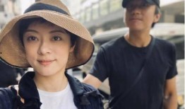 孙俪爆料邓超在家视频,夫妻甜蜜互动引网友热议