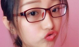 彩妆短视频爆料网红